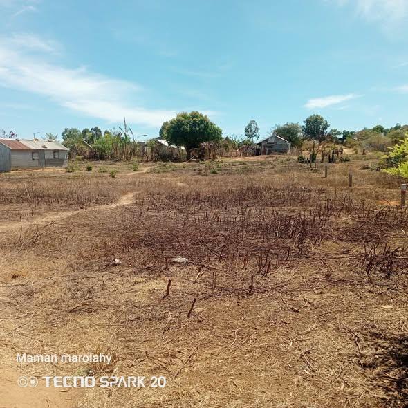 Terrain 500 m² à vendre — Mahajanga - photo 2