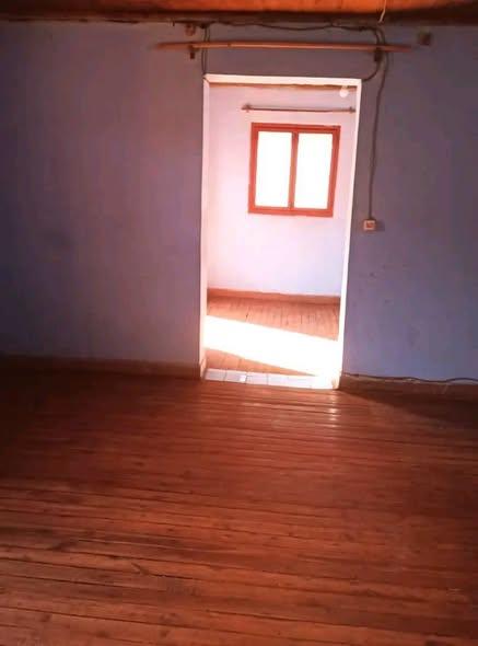 Maison 2 ch. à louer — Ampitatafika - photo 4