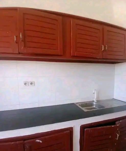 Appartement 2 ch. à louer — Mahabibo - photo 3