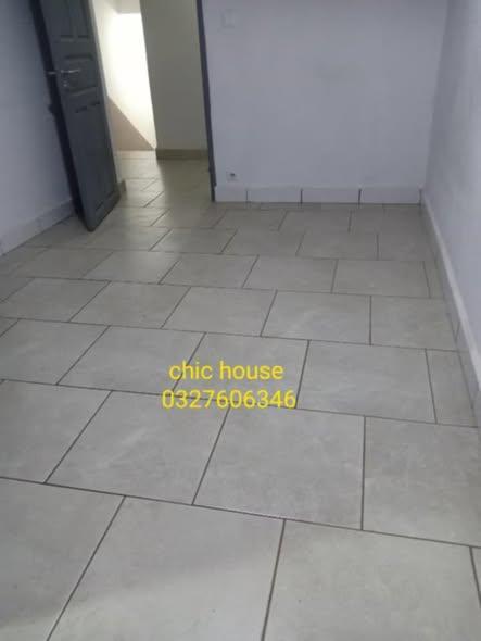 Appartement 1 ch. à louer — Ambohipo - photo 1