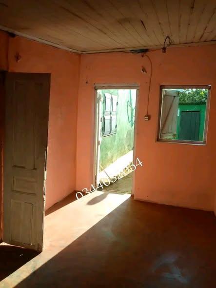 Maison 2 ch. à louer — Amboditsiry - photo 1