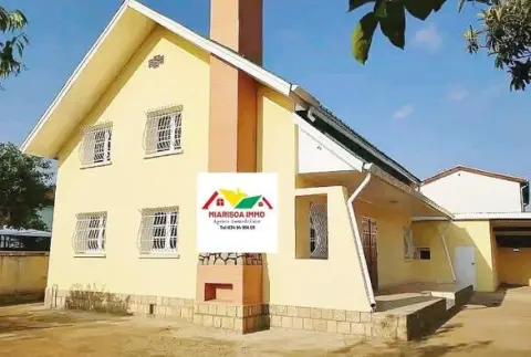 Maison à louer — Antsirabe
