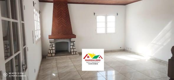 Maison à louer — Antsirabe - photo 3