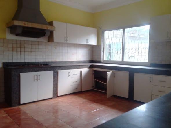Maison 6 ch. à vendre — Mandrosoa - photo 3