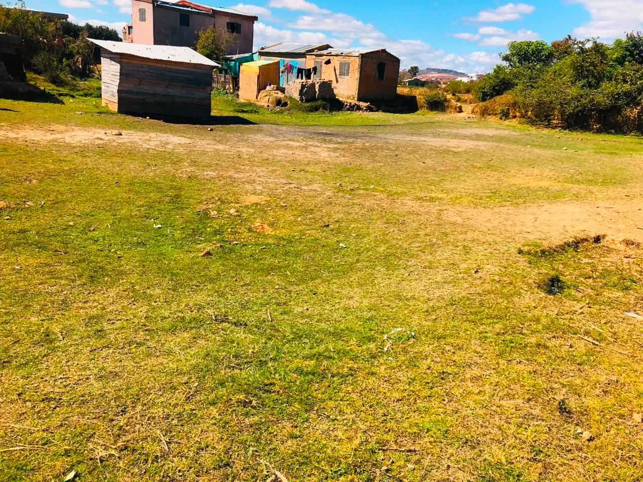 Terrain 600 m² — Bypass arrêt Voasary, Antananarivo - photo 5