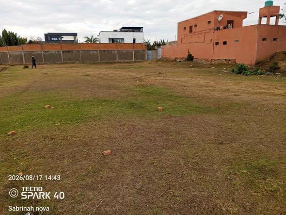 Terrain 300 m² à vendre — By Pass - photo 1