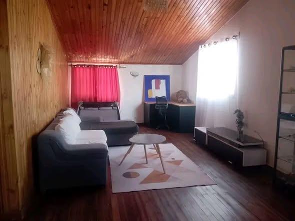 Maison 6 ch. à louer — Ivato - photo 2