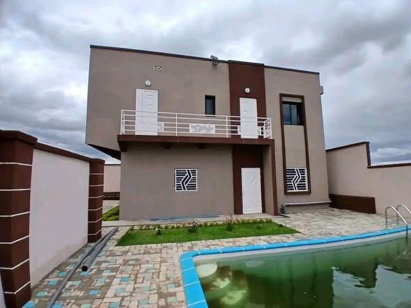 Maison 3 ch. à vendre — Ambohidratrimo - photo 3
