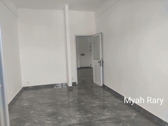 Appartement 3 ch. à louer — Ambatoroka - photo 3