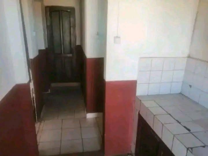 Trano mitokana 1 chambre à louer — Amoron'akona, Antananarivo - photo 5