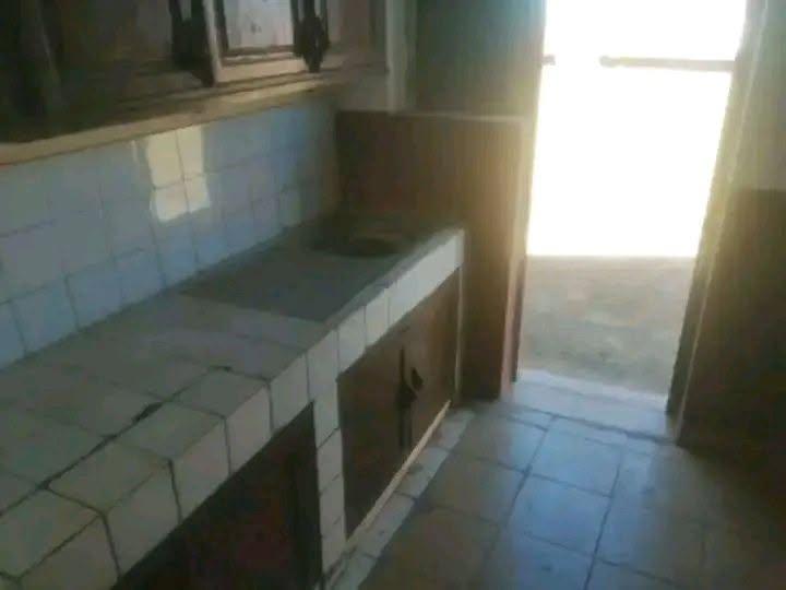 Trano mitokana 1 chambre à louer — Amoron'akona, Antananarivo - photo 6