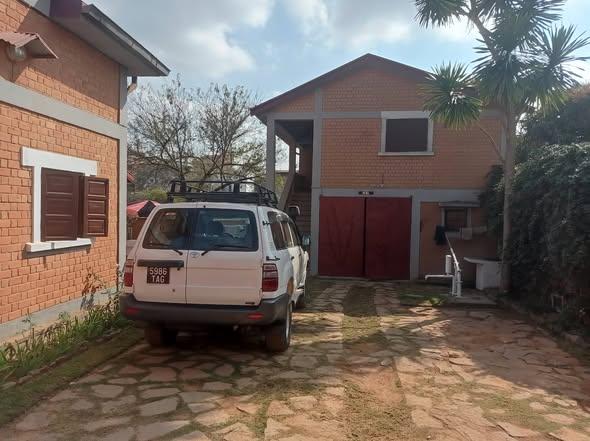 Maison à vendre — Itaosy - photo 1