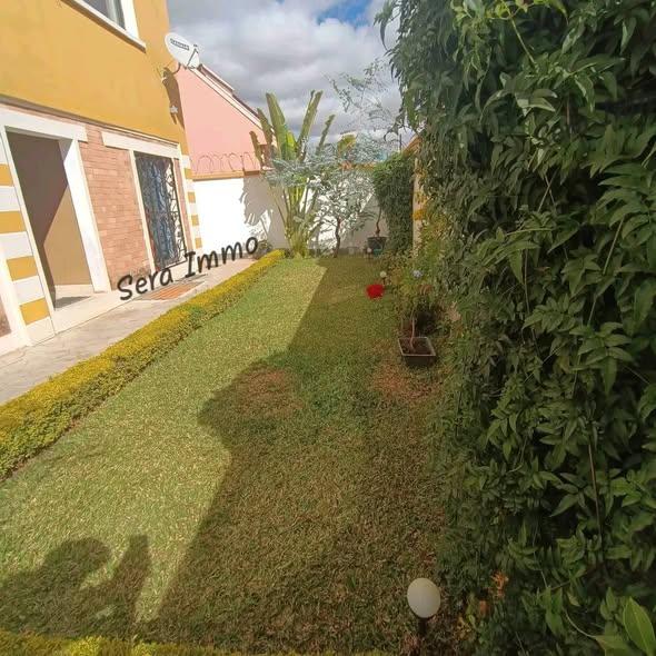 Appartement 1 ch. 55 m² à louer — Ambatobe - photo 1