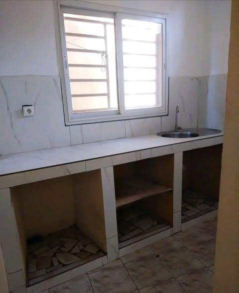 Trano Ahofa 2 ch. à louer — Antehiroka - photo 3