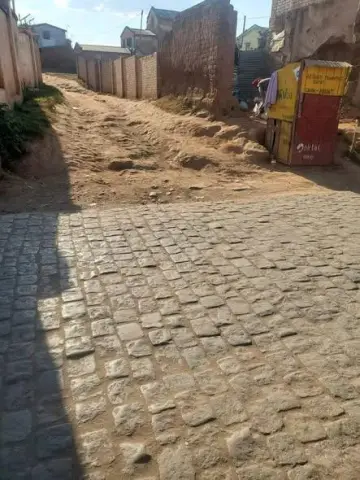 Terrain 500 m² à vendre — Ampitatafika — 75 000 000 Ar | Fonenako