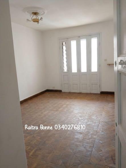 Appartement 1 ch. à louer — Alarobia - photo 5