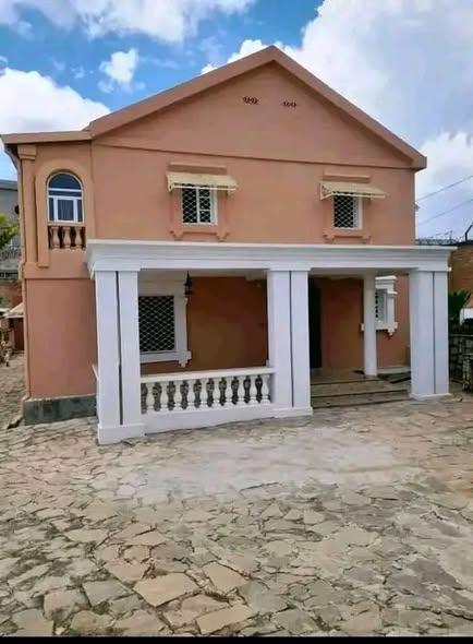 Maison 1 ch. à vendre — Morondava - photo 2