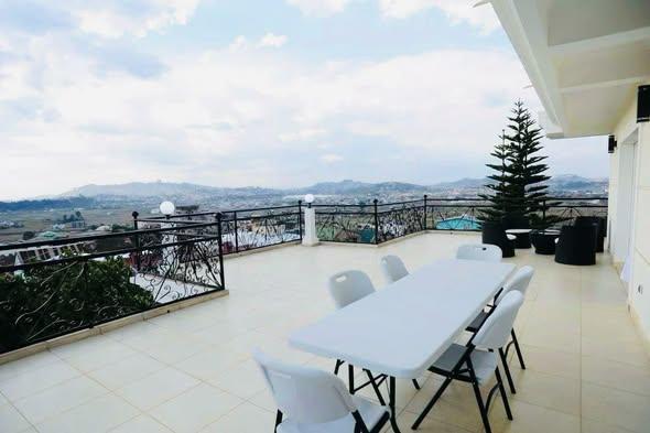 Trano Ahofa 220 m² à louer — Alasora - photo 2
