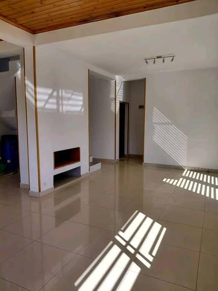 Maison 180 m² à louer — Ivato - photo 3