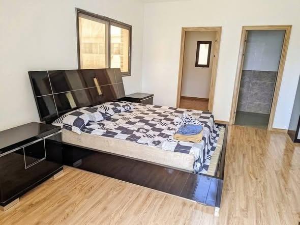 Appartement 4 ch. à louer — Ambohitrarahaba - photo 4