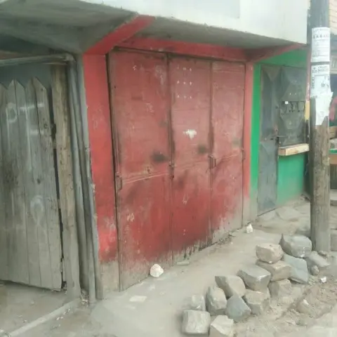 Local commercial à louer — Ampasika — 150 000 Ar | Fonenako