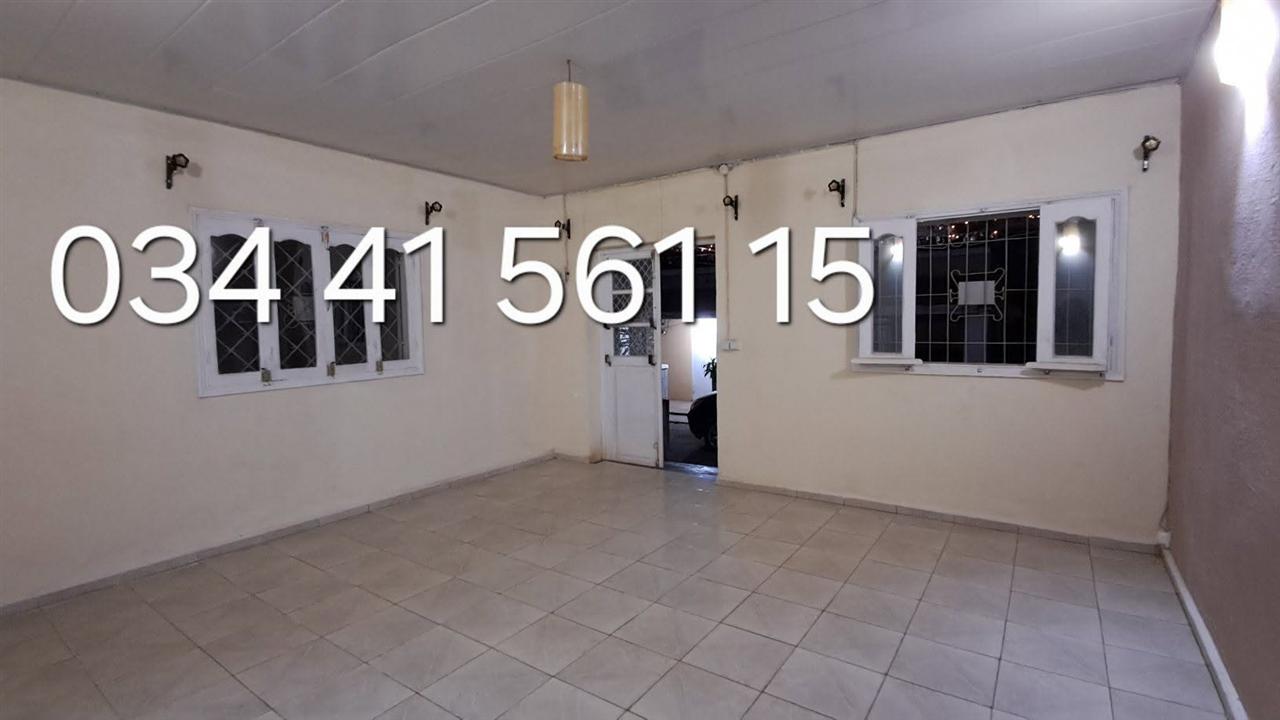 Villa basse 2 chambres — Analamahintsy, Antananarivo - photo 1