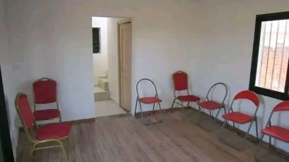 Trano Ahofa à louer — Alasora - photo 3