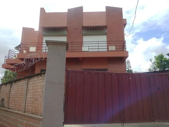 Maison à louer — Ivato - photo 1