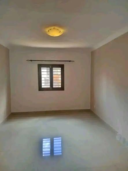 Appartement 2 ch. à louer — Tsarahonenana - photo 2