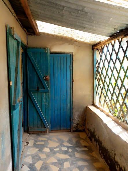 Maison 2 ch. à louer — Amboditsiry - photo 2