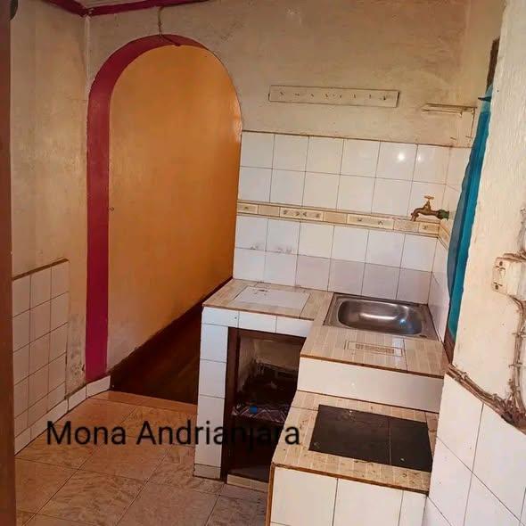 Maison 1 ch. à louer — Ambany - photo 2