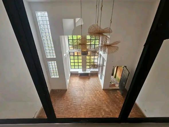 Maison 3 ch. à louer — Ambohibao - photo 4