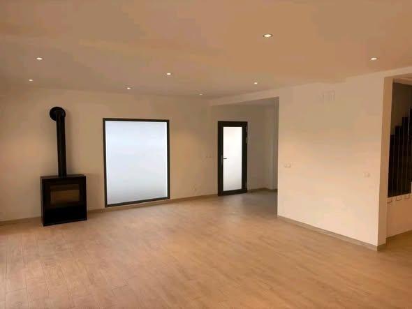 Bureau 1 ch. à louer — Ambatobe - photo 4
