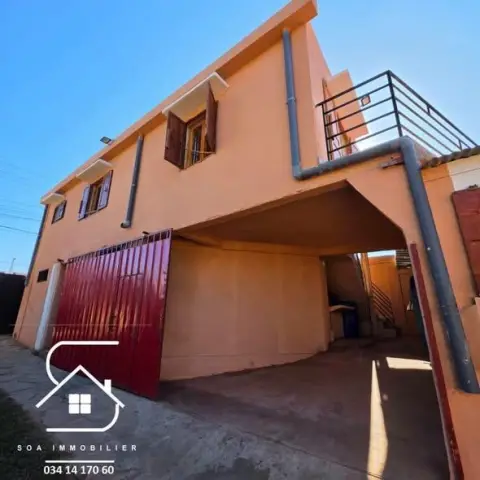 Maison 2 ch. à louer — Mandrosoa — 31 500 000 Ar | Fonenako