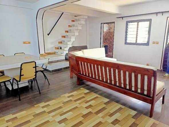 Maison 2 ch. à louer — Bypass - photo 1