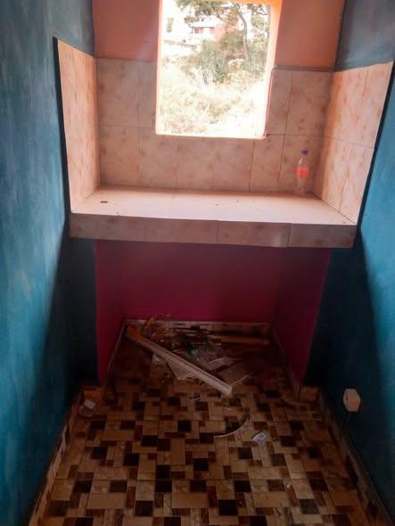 Maison 4 ch. à louer — Andranomena - photo 4