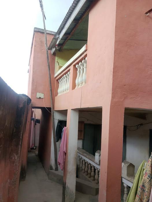 Maison à vendre — Ambohijanahary - photo 1
