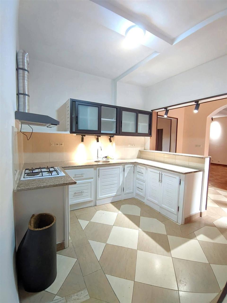 Appartement T3 non meublé — Andraisoro, Antananarivo - photo 5