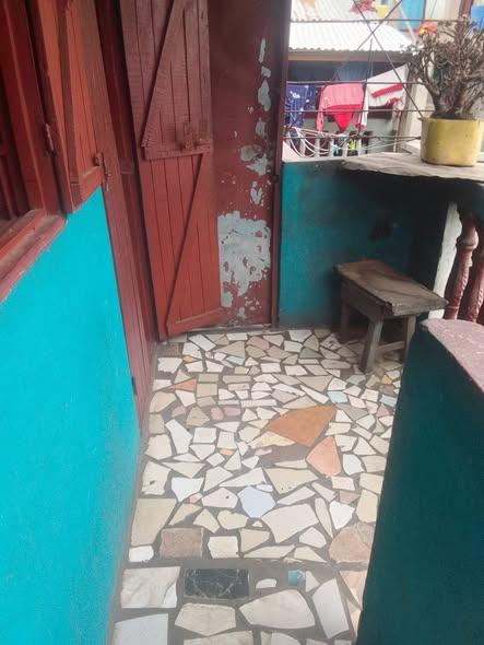 Trano Ahofa 1 ch. à louer — Anosibe - photo 1