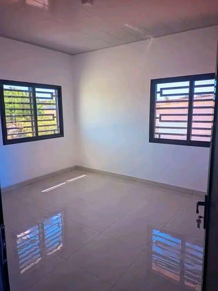 Maison 2 ch. à louer — Mahajanga - photo 3