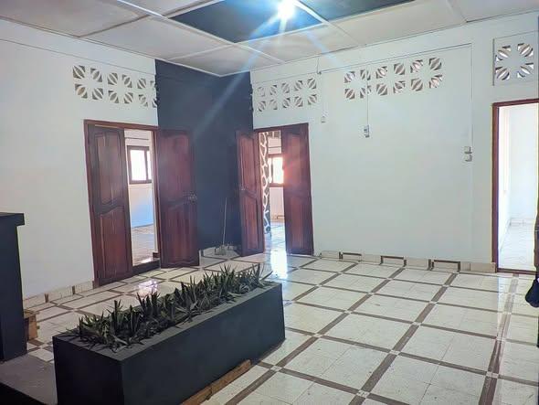 Maison 2 ch. à louer — Mahajanga - photo 1