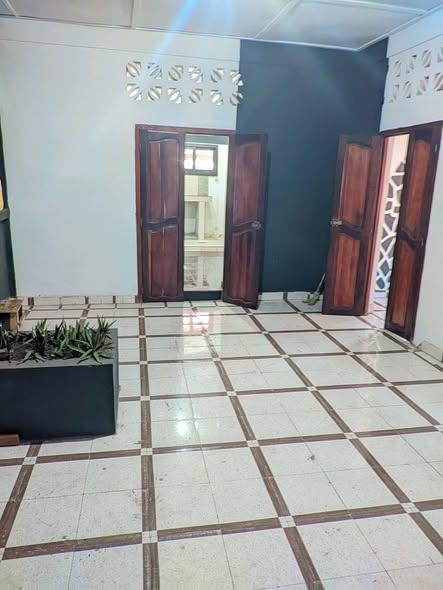 Maison 2 ch. à louer — Mahajanga - photo 2
