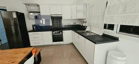 Appartement 2 ch. à louer — Ambodivoanjo - photo 3