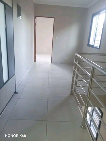Maison à louer — Manakambahiny - photo 4