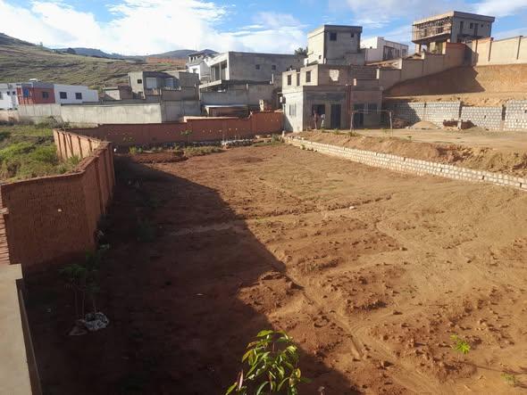 Maison 2 ch. 1 550 m² à vendre — Ambohijanaka - photo 2