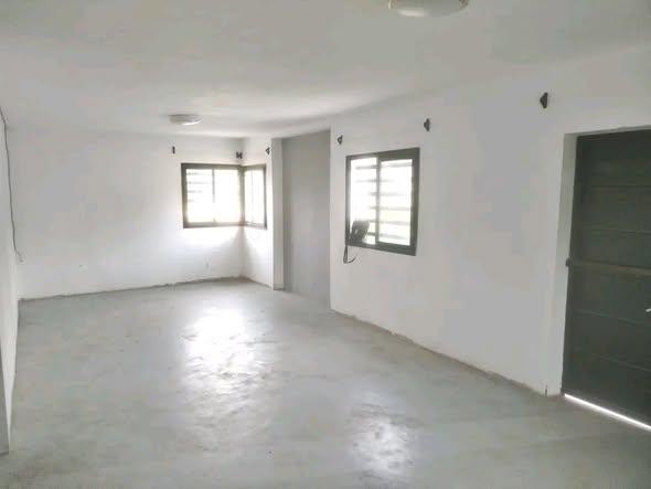 Maison 5 ch. 600 m² à louer — Ambohidratrimo - photo 3