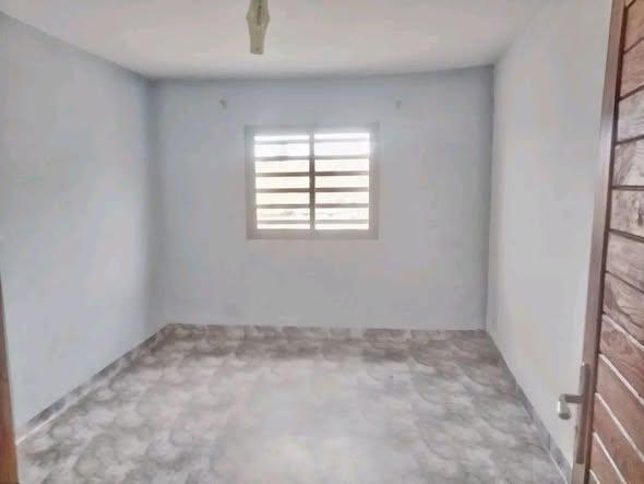 Maison 5 ch. 600 m² à louer — Ambohidratrimo - photo 5