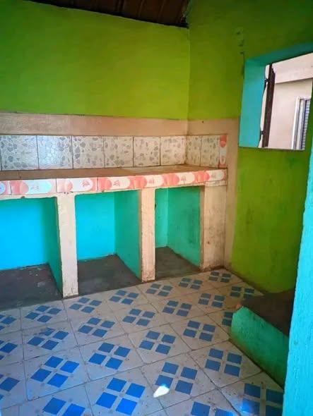 Trano Ahofa 1 ch. à louer — Ambohimangakely - photo 4