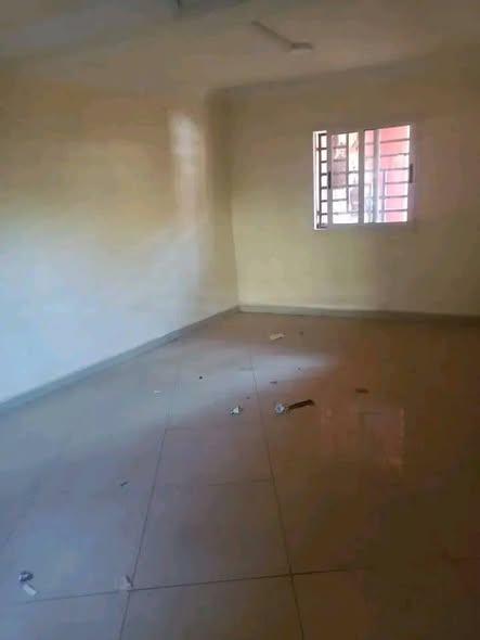 Colocation 4 ch. à louer — Ambohipo - photo 1
