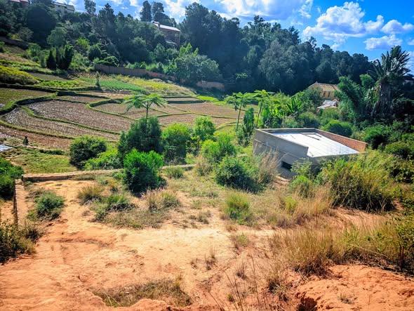 Terrain 300 m² à vendre — Ambohimangakely - photo 2